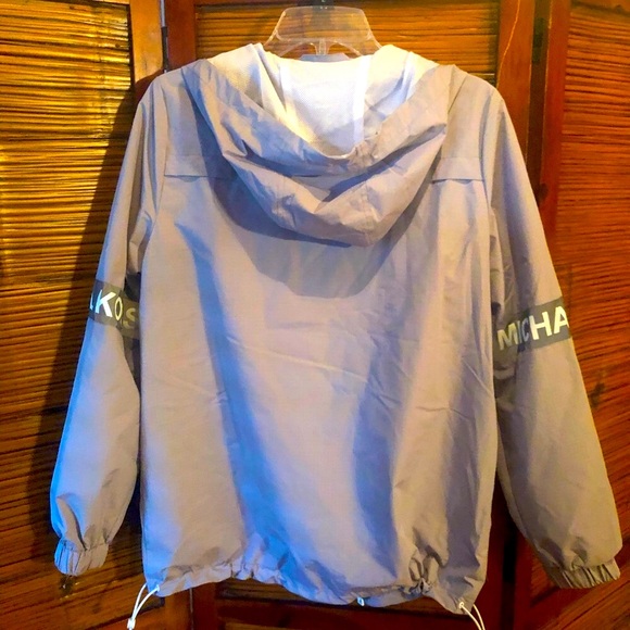 NWT Michael Kors Grey light Runner Sort Jacket. Unique and hard find. True Tags - Picture 8 of 14